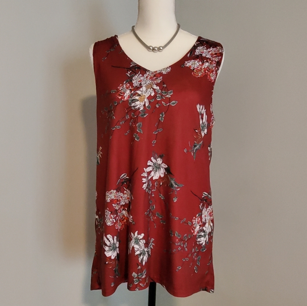 High-Low Sleevess Flowy Top